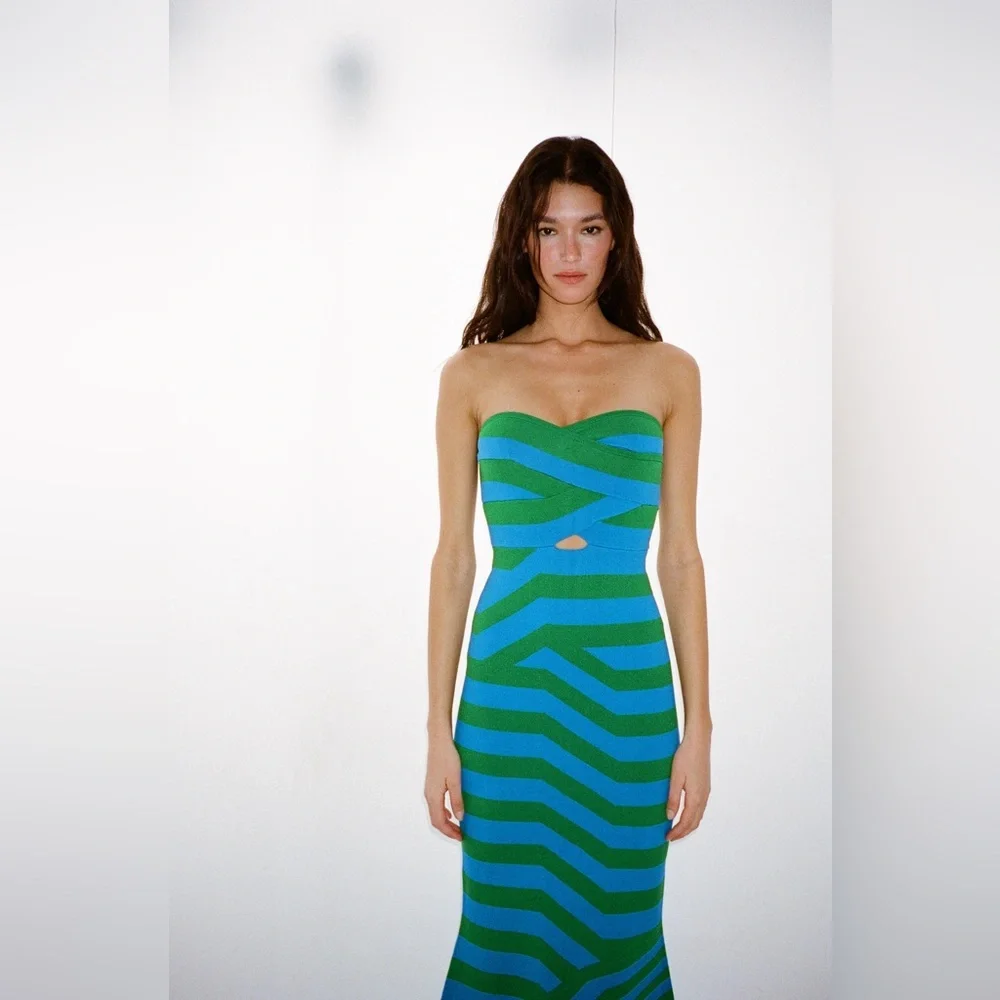 The wolf gang Aude Maxi Dress - Picture 2 of 4